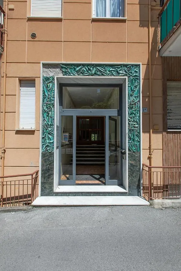 Rapallo Comodo Appartamento Signorile A Due Passi Dal Mare Con Posto Auto Apartment