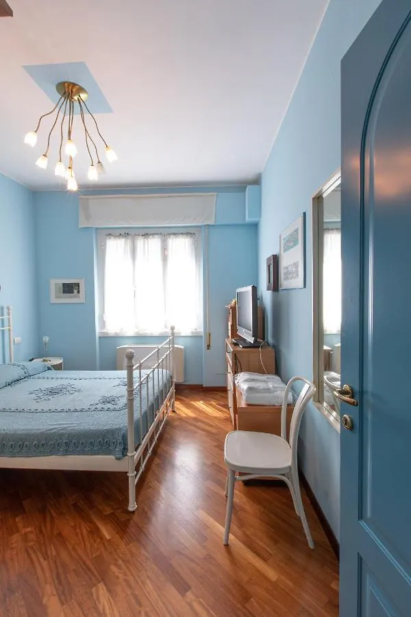Rapallo Comodo Appartamento Signorile A Due Passi Dal Mare Con Posto Auto Apartment